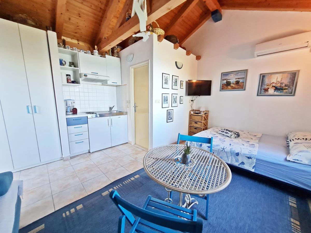 Apartment Ivana Borak Omis Luaran gambar