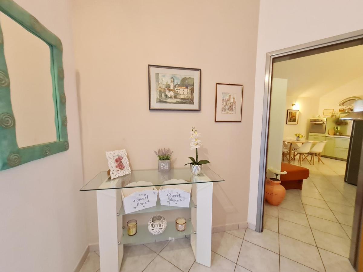 Apartment Ivana Borak Omis Luaran gambar